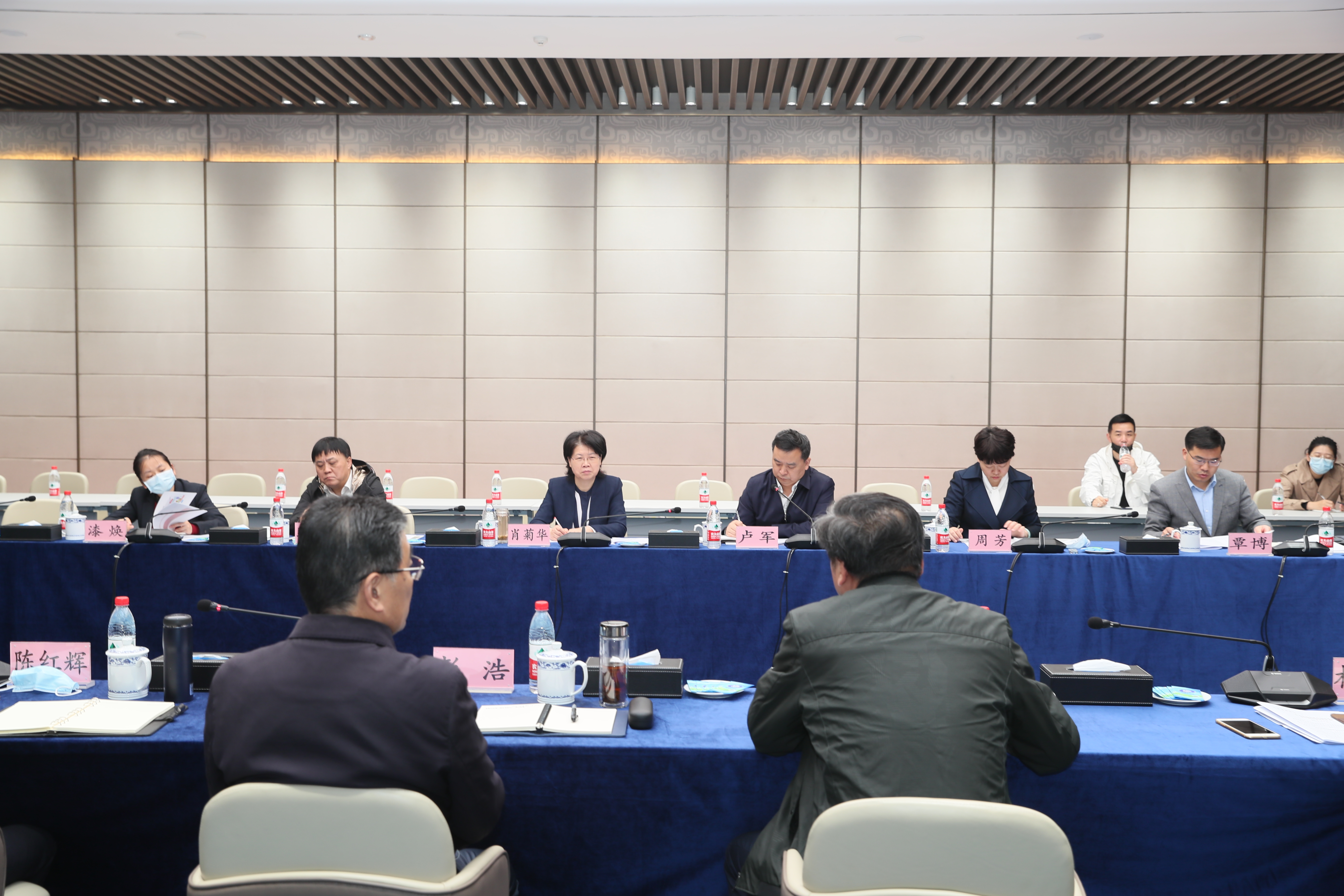 副省長(zhǎng)肖菊華來(lái)公司調(diào)研(圖11) 副省長(zhǎng)肖菊華來(lái)公司調(diào)研(圖11)
