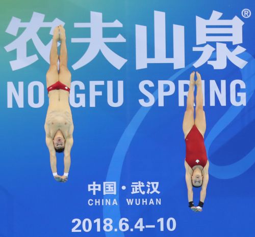 跳水世界杯在武漢體育中心開(kāi)幕</br>中國(guó)“夢(mèng)之隊(duì)”包攬首日兩金