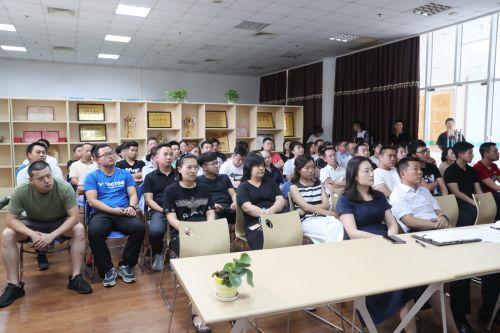 激情六月，第四期“新時代大講堂”火熱舉行(圖1)