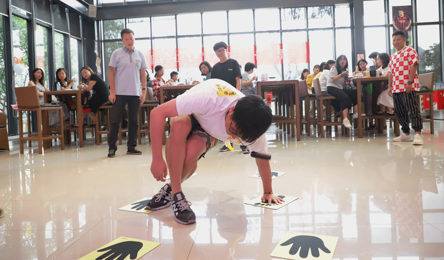 “喜迎軍運盛會，共享美好生活” 武漢體育中心開展“七夕”主題活動(圖5)