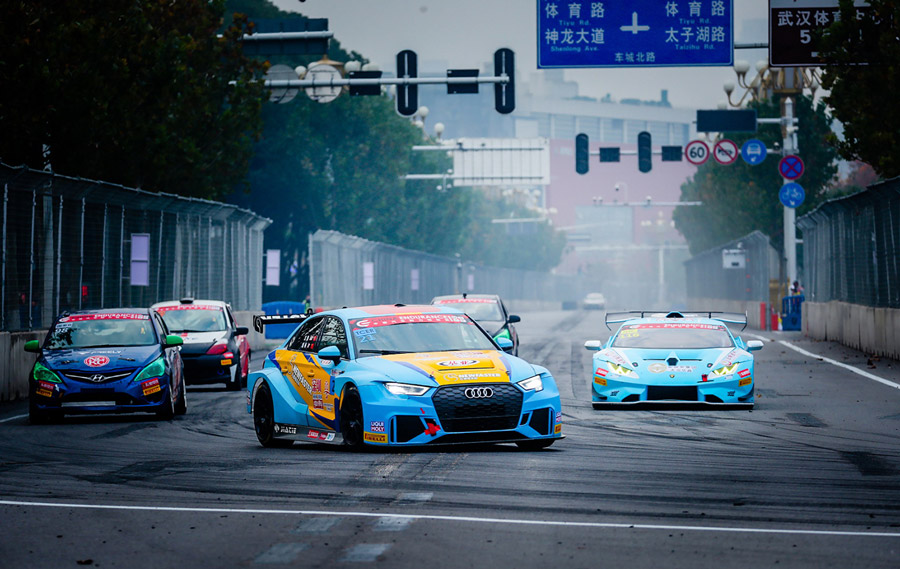 “鐵馬”為媒，造車之城漸成賽車之城