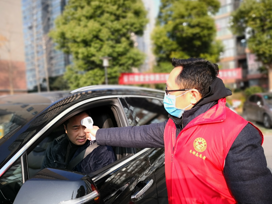 今天，我們繼續(xù)奮戰(zhàn)在“戰(zhàn)疫”一線(圖3)